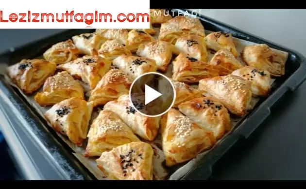 Sadece 2 Yufka Ile 1 Tepsi Börek Yapabilirsiniz /Patatesli Üçgen Börek