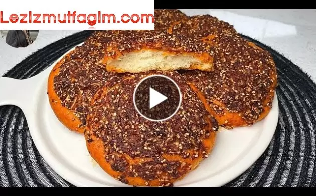 Bu Tarif Pizza Ile Yarışır Evdeki Malzemelerle Parmak Yedirten Biberli Ekmek