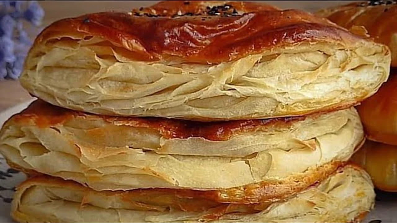 Bu Yöntemi Neden Daha Önce Bilmiyordum O Kadar KOLAY Hızlı VE LEZZETLİ ÇÖREK TARİFİ