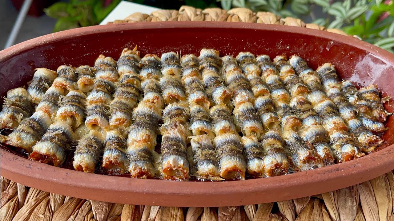 Fırında Kokusuz RULO HAMSİ Lezzet Garantili GÜVEÇTE Çıtır Hamsi Tarifi