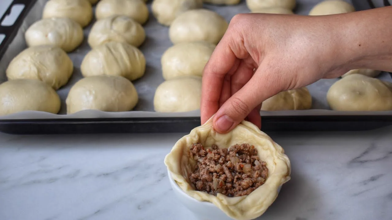 BU BÖREĞİN ÇITIRLIĞINA VE LEZZETİNE HAYRAN KALACAK TADINA DOYAMAYACAKSINIZ BÖREK YAPIMI