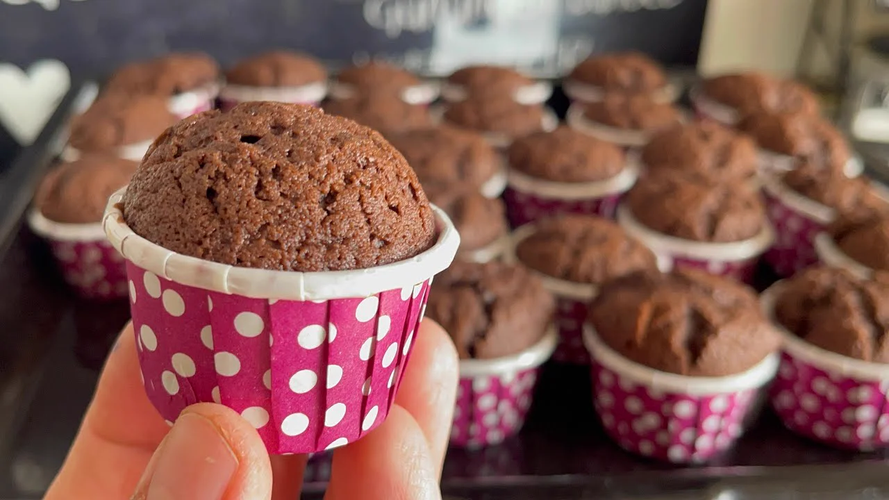 OKUL Beslenmesi İçin KAKOLU Mini CUPCAKE Tarifi Çocuklar Bunlara Bayılacak