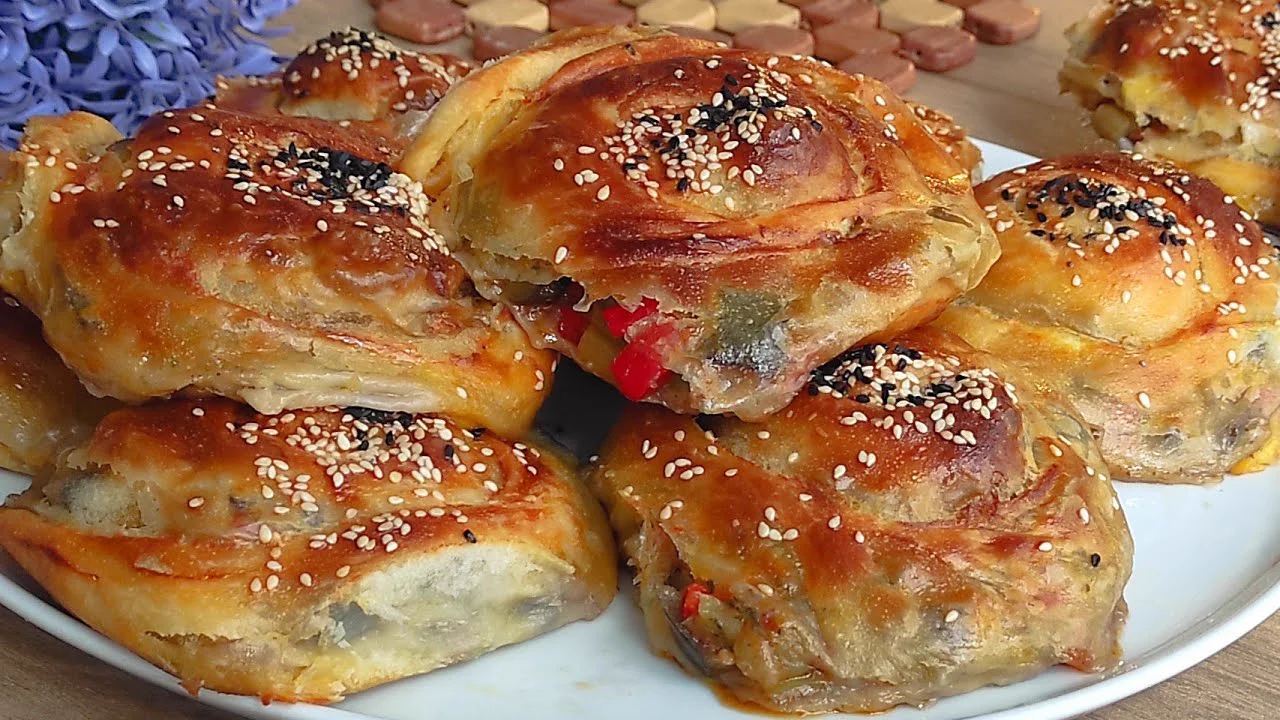 O Kadar KOLAY Kİ Neden Daha Önceden Yapmadım Bu Börek Tel Tel Ayrılıyor