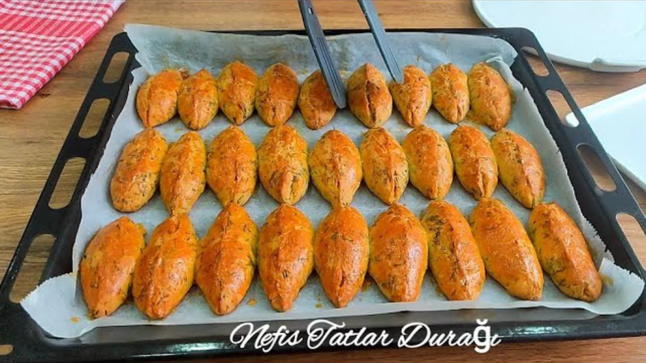 İDDİA EDİYORUM YAPTIĞINIZ EN LEZZETLİ EN KOLAY POĞAÇA OLACAKMAYASIZ POĞAÇA TARİFİ