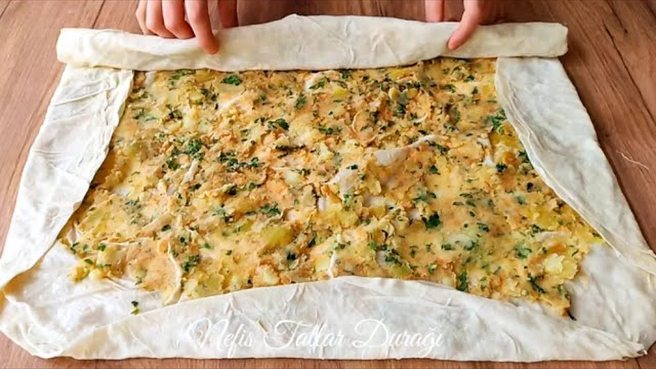 Hazır YUFKA ile yapıyorum Sadece 10 dakikanızı alacak ÇITIR ÇITIR En lezzetli börek tarifi