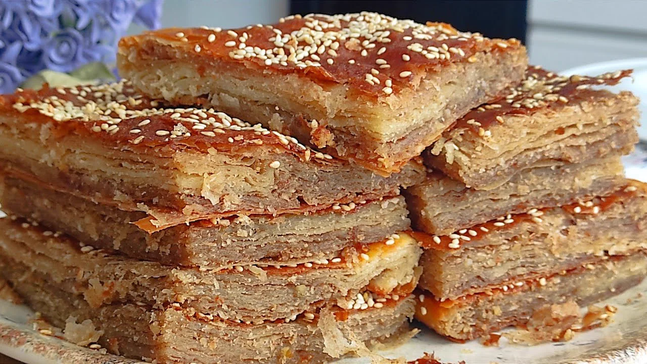 KAÇ TEPSİ YAPSANIZ HEPSİ FIRINDAN ÇIKTIĞI GİBİ BİTER ÇÖREK TARİFİ KOLAY VE LEZZETLİ
