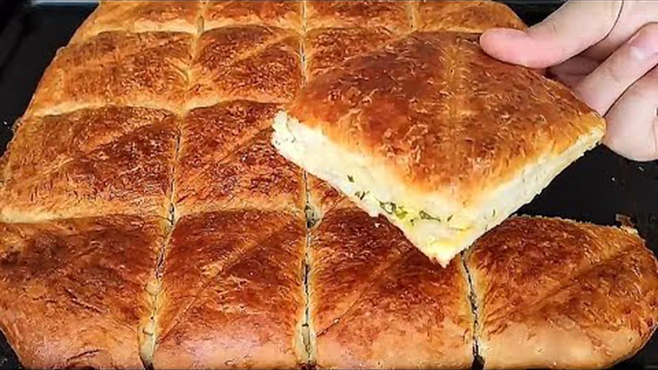 BÜTÜN PEYNİRLİ ÇÖREKLERİ UNUTUN BU TARİF MUHTEŞEM OLUYOR EFSANE PEYNİRLİ ÇÖREK PEYNİRLİ POĞAÇA